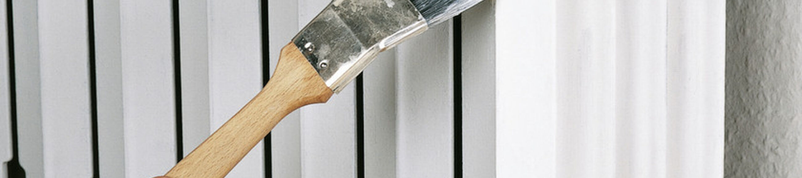 Heizkörper wird lackiert