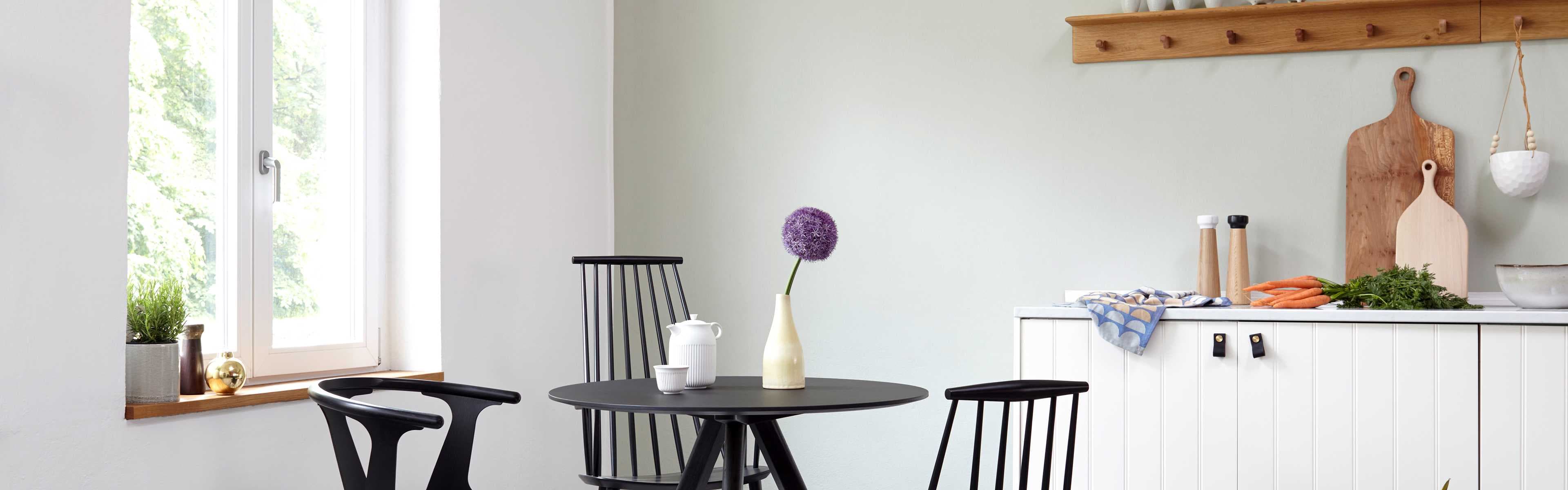 Buntlacke für innen - Buntlacke für Möbel und alle Objekte aus Holz und Metall im Innenbereich.